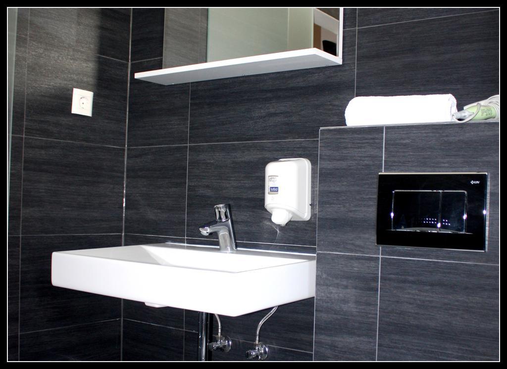 White 3* Trogir