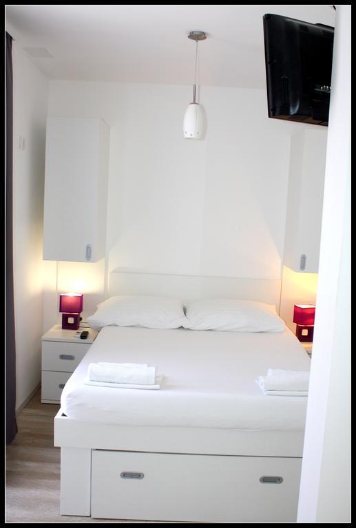 White Bed & Breakfast Trogir