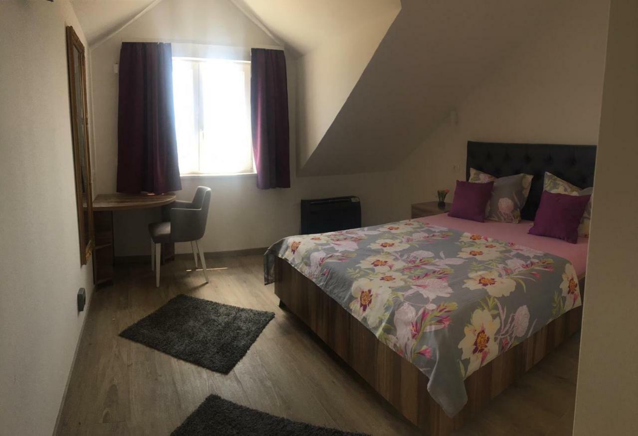 White Bed & Breakfast Trogir
