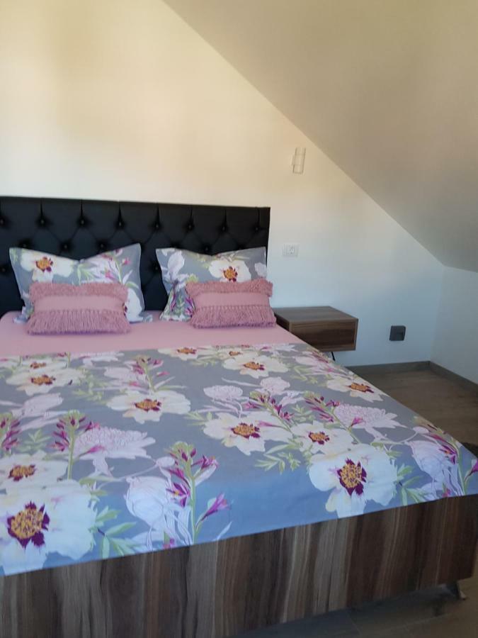 White Bed & Breakfast Trogir