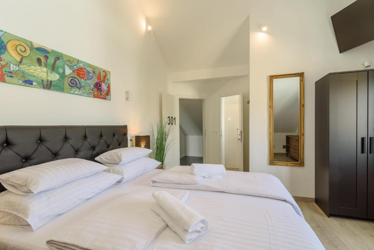 White Trogir